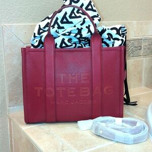 The Tote Bag Marc Jacobs Cherry Red Leather Medium